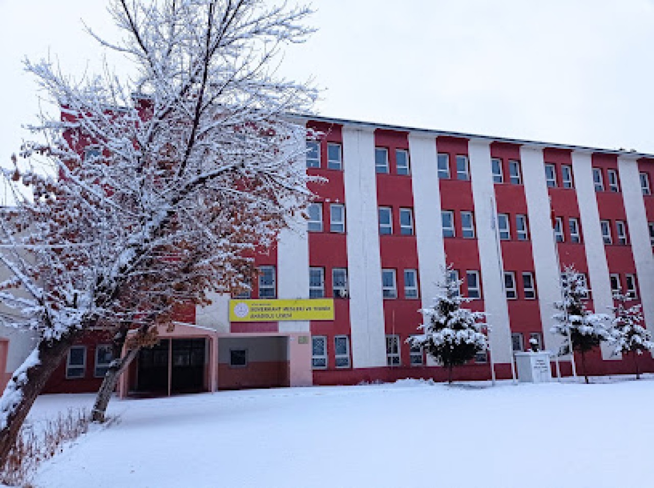 Semerkant Mesleki ve Teknik Anadolu Lisesi Merkez