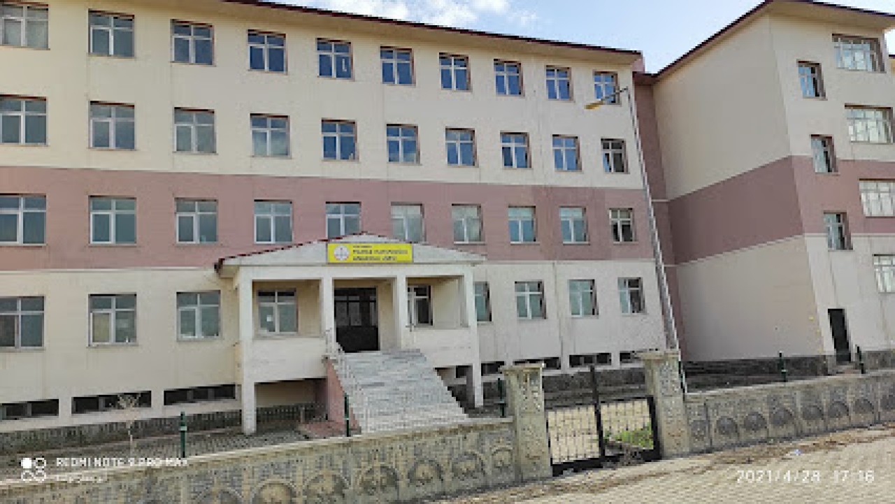 Yılmaz Hatunoğlu Anadolu Lisesi merkez