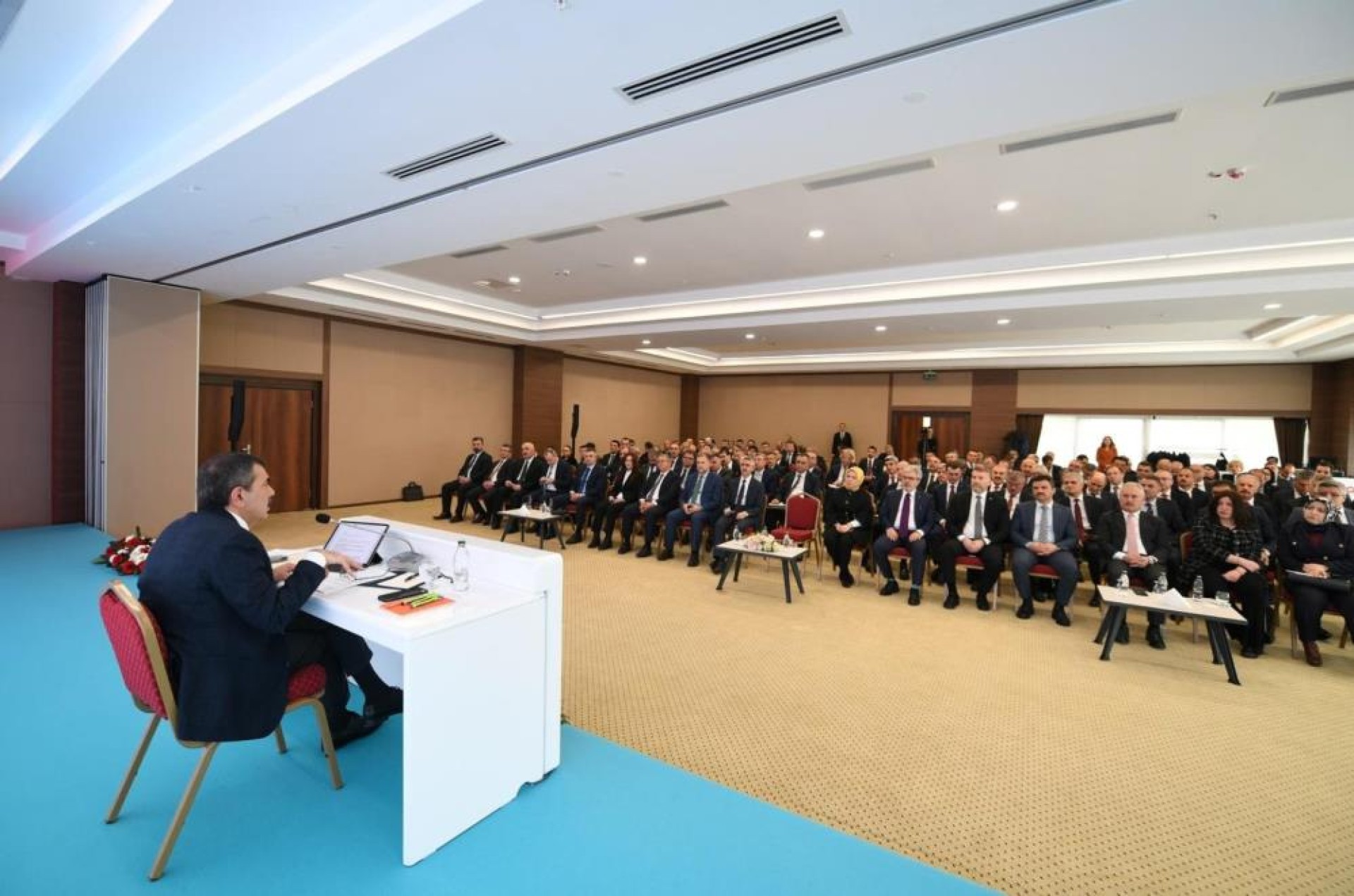images/news/372/l/Bakan_Tekin,_81_ilin_milli_eğitim_müdürleriyle_bir_araya_geldi1.jpg