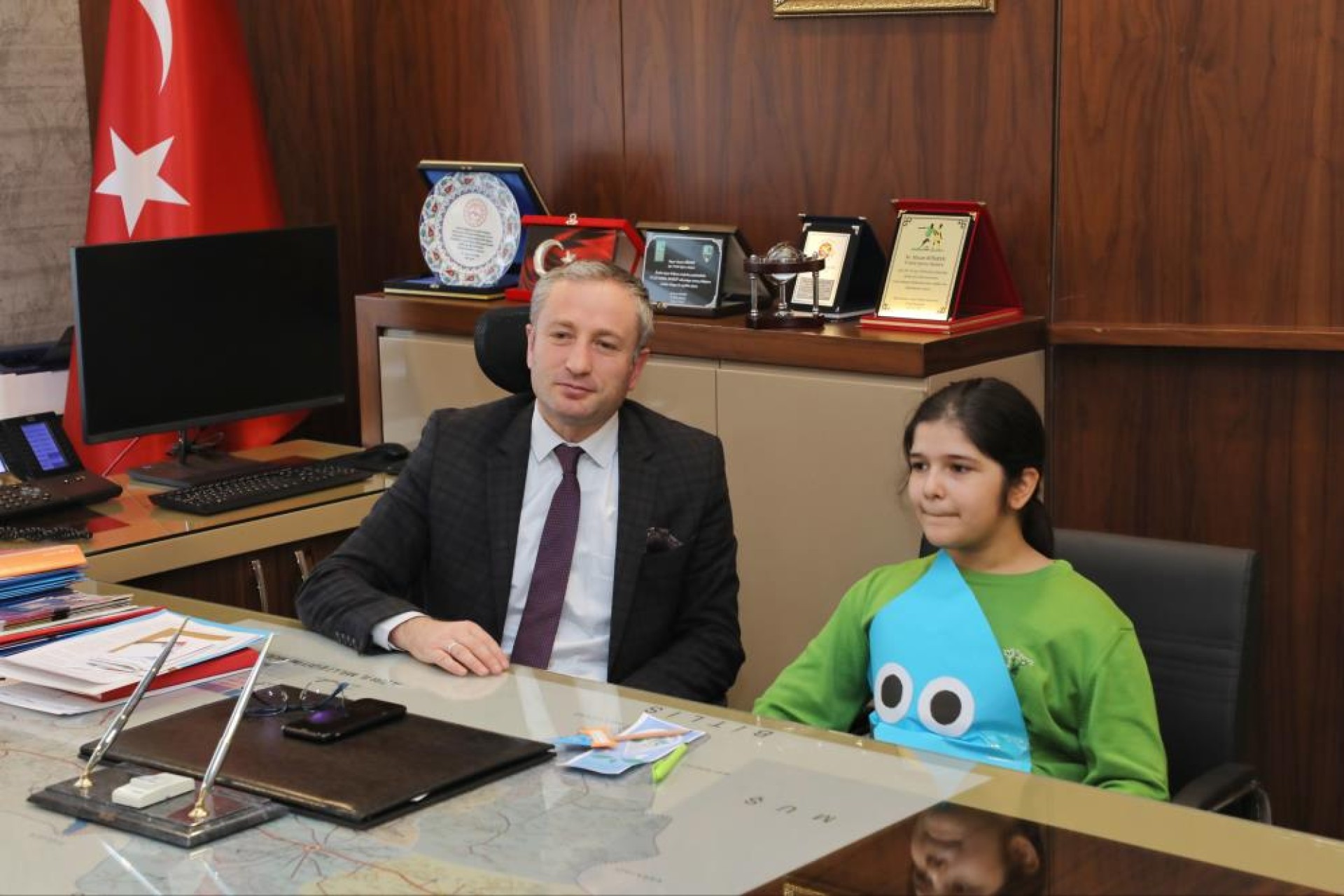 images/news/471/l/Ağrı'da_Dünya_Su_Günü'nde_öğrenciler_Milli_Eğitim_Müdürü_Kökrek_ile_buluştu2.jpg