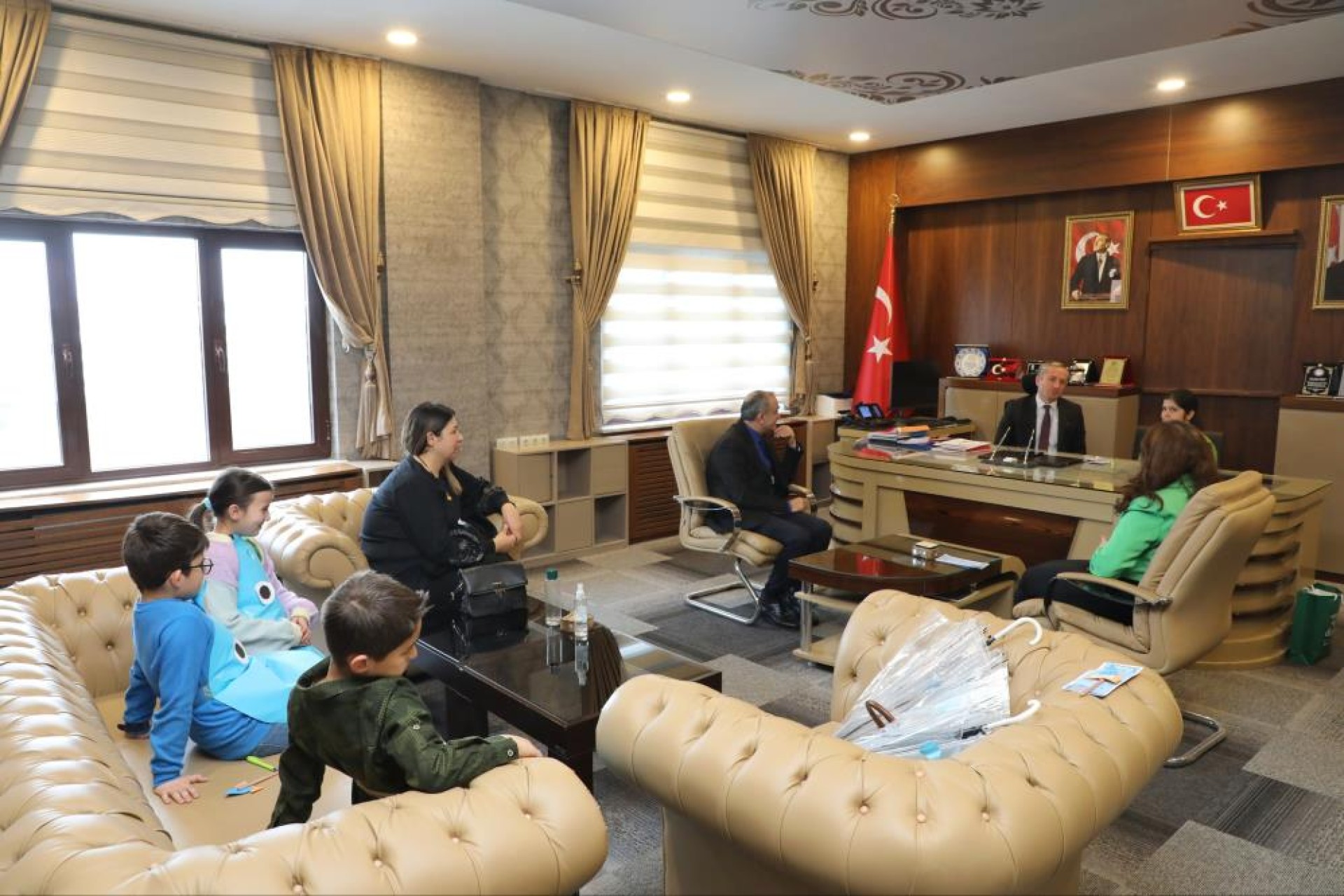 images/news/471/l/Ağrı'da_Dünya_Su_Günü'nde_öğrenciler_Milli_Eğitim_Müdürü_Kökrek_ile_buluştu3.jpg
