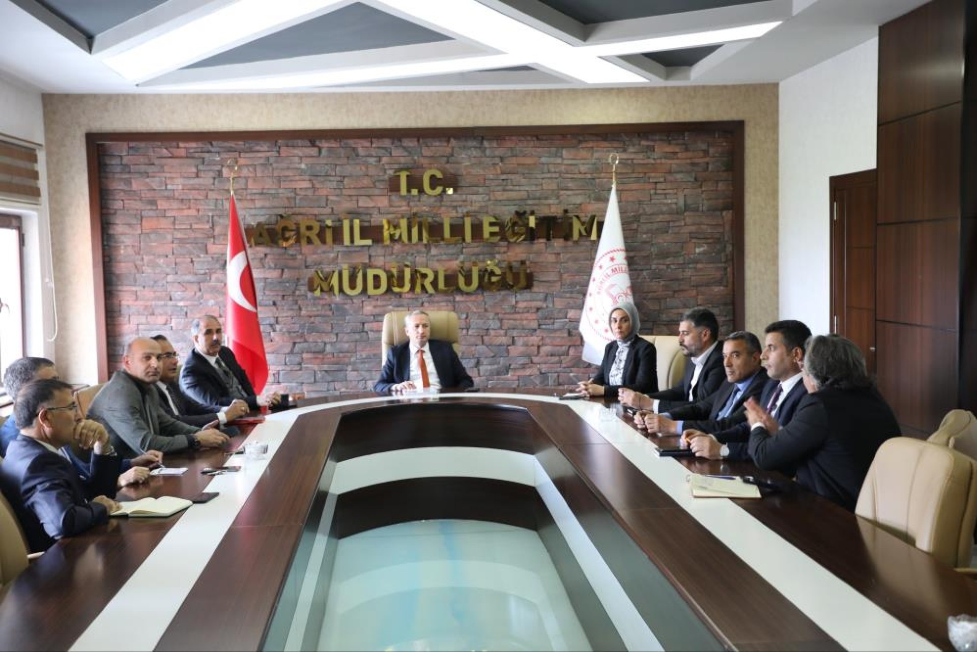 images/news/646/l/Ağrı_Milli_Eğitim_Müdürü_Kökrek'ten_Türkiye_Yüzyılı_Maarif_Modeli_ne_destek3.jpg