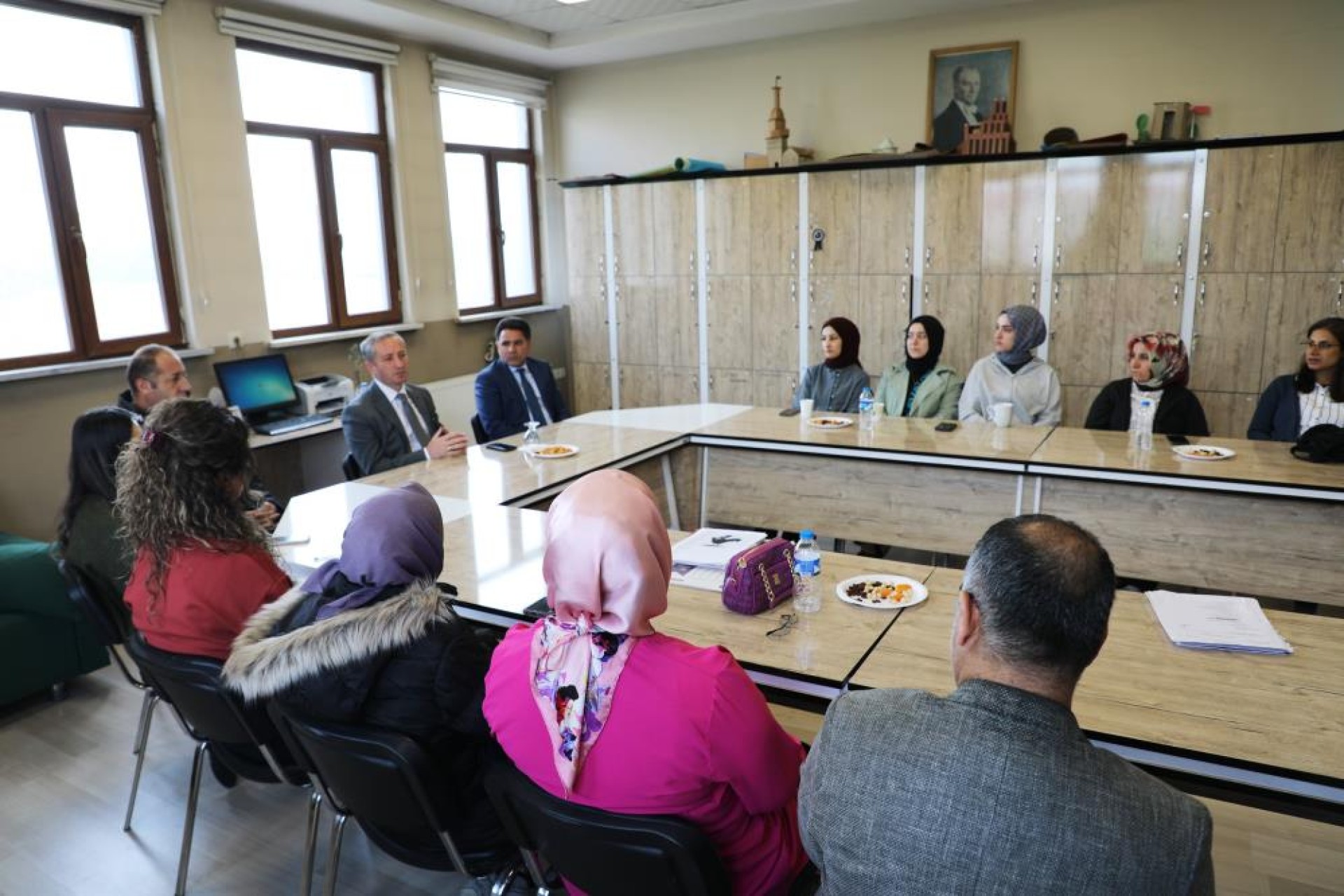 images/news/653/l/Ağrı_Milli_Eğitim_Müdürü_Kökrek,_öğretmenlere_Türkiye_Yüzyılı_Maarif_Modelini_anlattı3.jpg