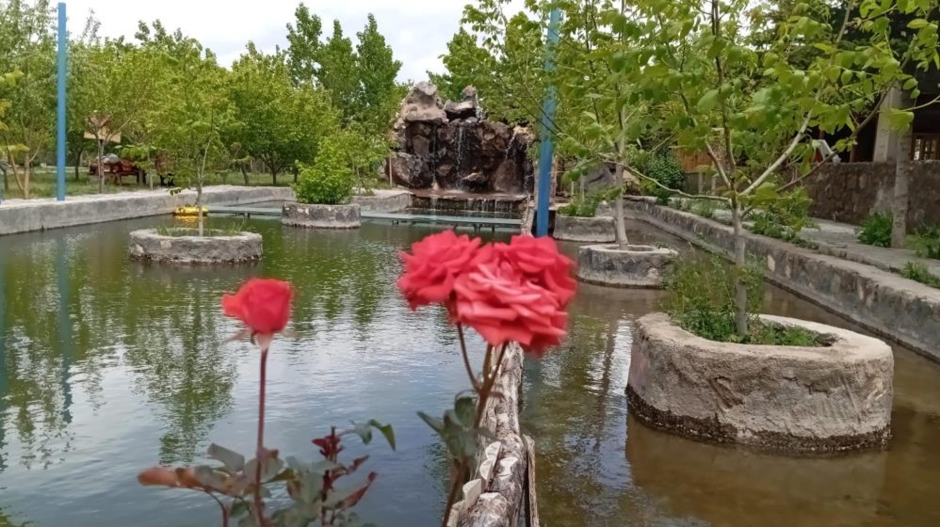 images/news/669/l/Doğubayazıt'ta_5_bin_meyve_ağacının_bulunduğu_bahçe_bungalov_evleri_ile_turistleri_ağırlıyor7.jpg