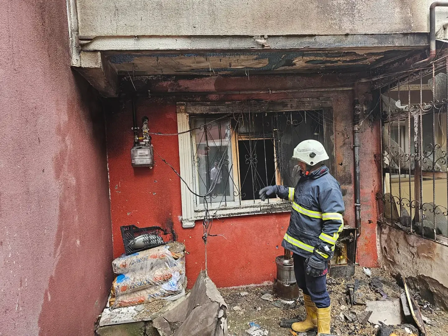 Ağrı'da Ev Yangını Paniğe Neden Oldu
